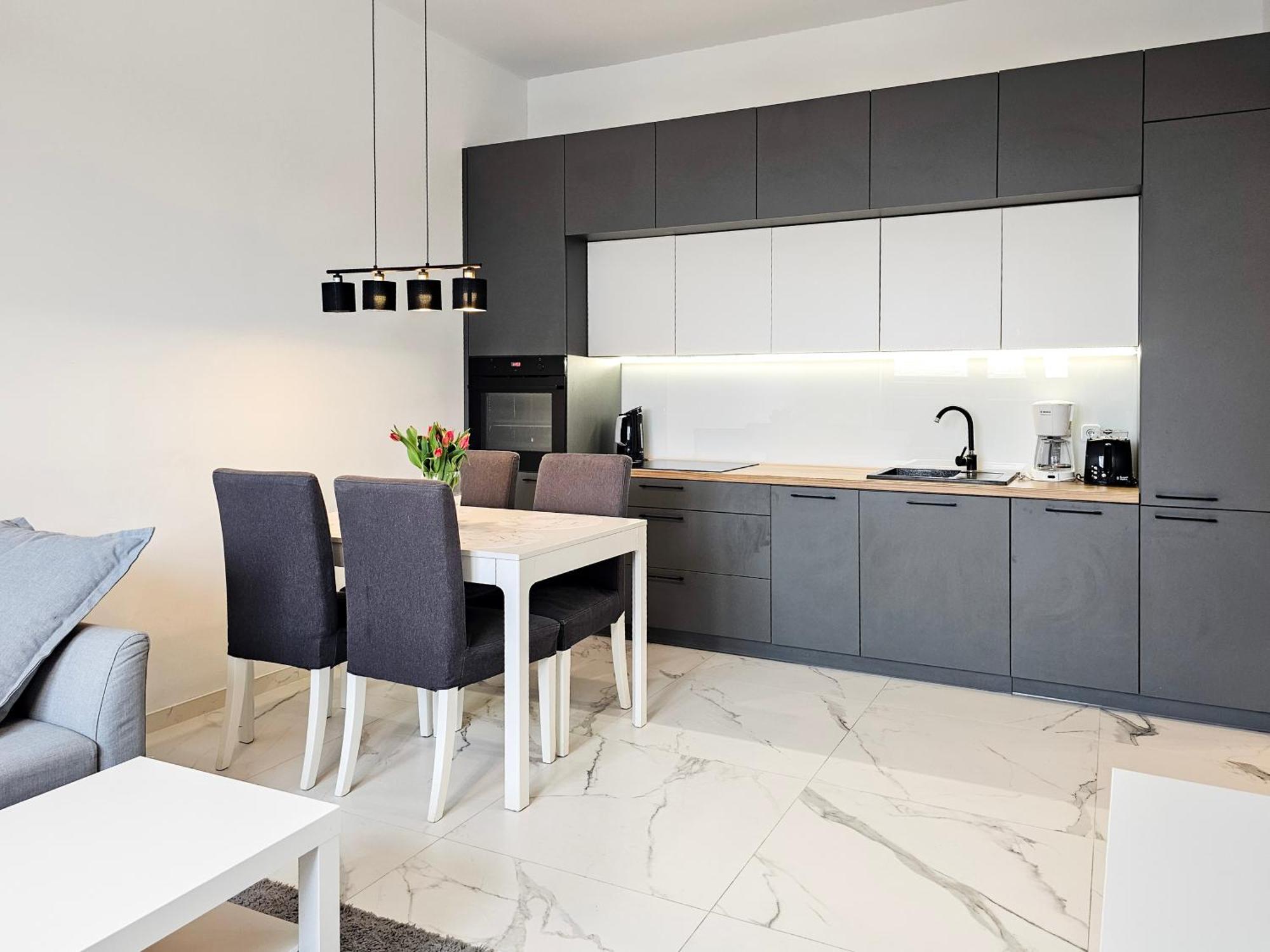 Visit Baltic - Platan Tower Grey Appartement Świnoujście Buitenkant foto